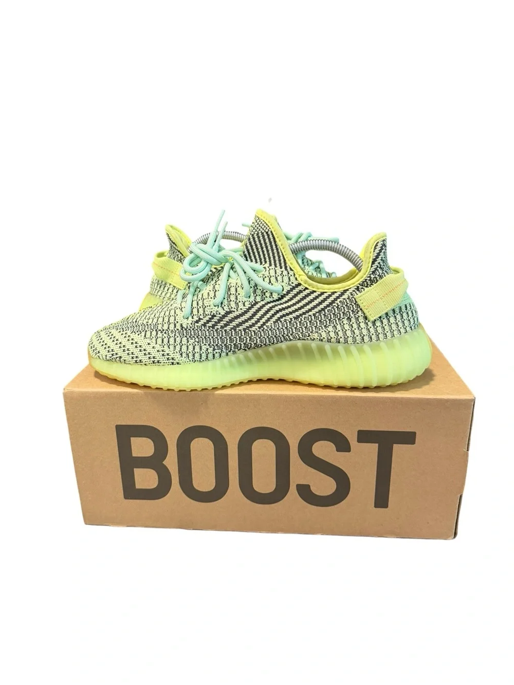 adidas Yeezy Boost 350 V2 Yeezreel Non-Reflective FW5191 Size 9 with box